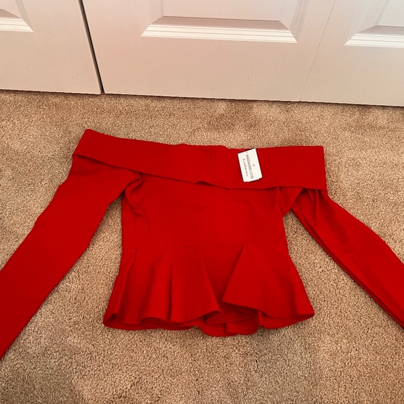 Windsor Red Peplum Long Sleeve Off Shoulder Top M - Picture 2 of 2